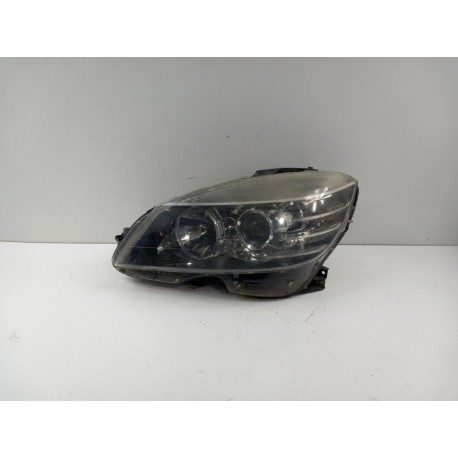 MERCEDES CLC AMG W204 LAMPA PRZÓD LEWA SOCZEWKA EU