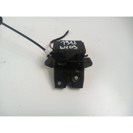 MERCEDES CLK W209 LIFT ZAMEK KLAPY TYŁ A1717500085