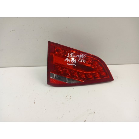 AUDI A4 B8 SEDAN LAMPA TYŁ LEWA W KLAPĘ LED
