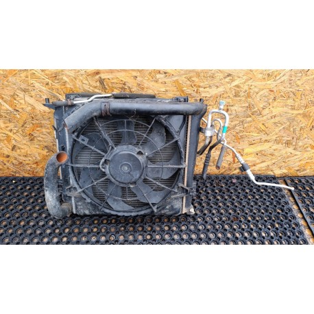 HYUNDAI I30 I KOMPLET CHŁODNIC WENTYLATOR 1.6 CRDI