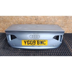 AUDI A4 B8 SEDAN KLAPA TYŁ LY7G