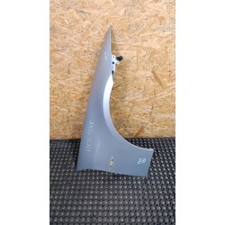 BMW 320 E90 LIFT SEDAN BŁOTNIK PRZÓD PRAWY 354/7