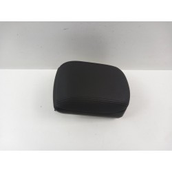 VOLVO V50 PODŁOKIETNIK SKÓRA