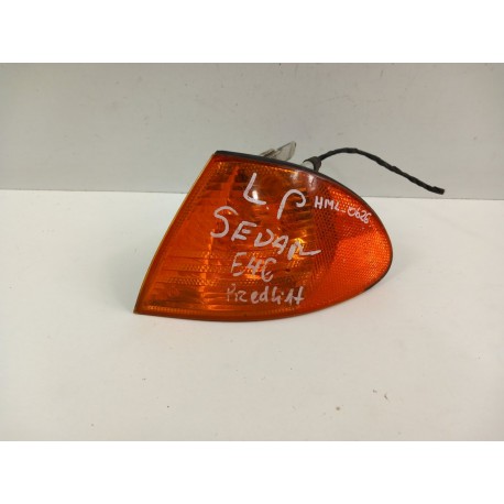 BMW E46 KIERUNKOWSKAZ MIGACZ LEWY