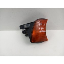BMW E34 KIERUNKOWSKAZ MIGACZ PRAWY