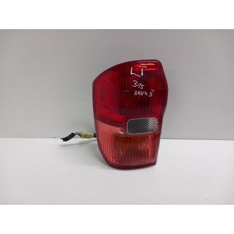 TOYOTA RAV 4 II SUV LAMPA TYŁ LEWA