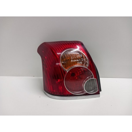 TOYOTA AVENSIS T25 HB LAMPA TYŁ LEWA