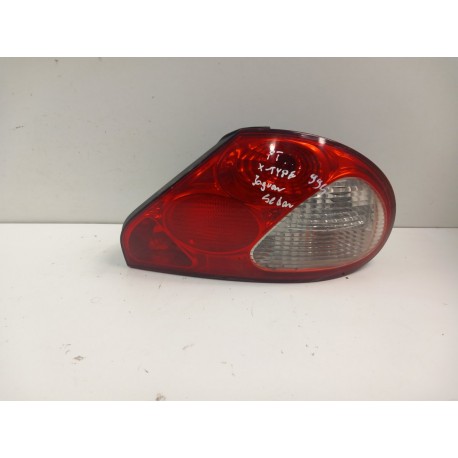 JAGUAR X-TYPE SEDAN LAMPA TYŁ PRAWA