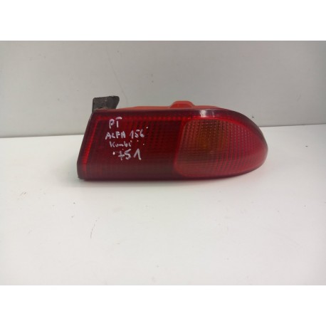 ALFA ROMEO 156 KOMBI LIFT LAMPA TYŁ PRAWA