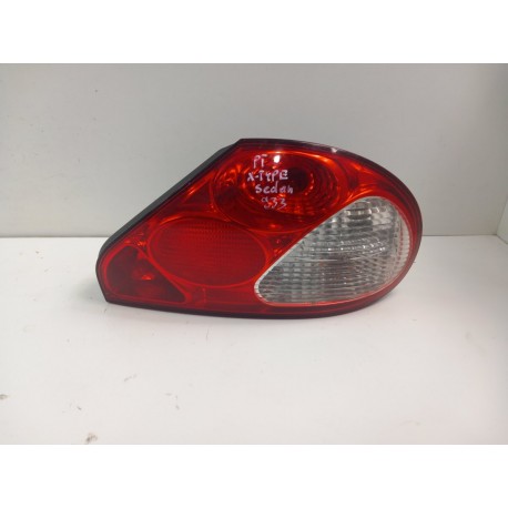 JAGUAR X-TYPE SEDAN LAMPA TYŁ PRAWA