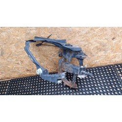 MERCEDES CLS W219 OKULAR WZMOCNIENIE STREFA ZGNIOTU PRZÓD PRAWY