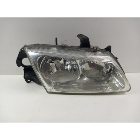 NISSAN ALMERA N16 LAMPA PRZÓD PRAWA
