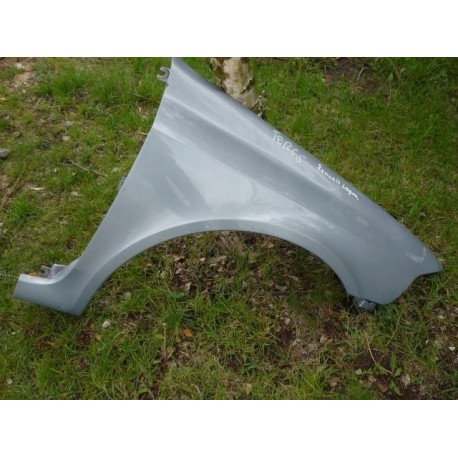 RENAULT LAGUNA II BŁOTNIK PRAWY PRZÓD TEB65