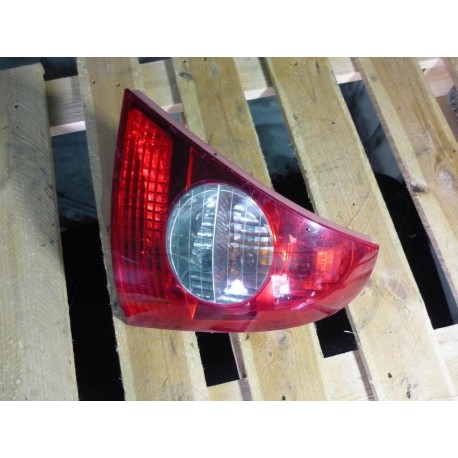 LAMPA PRAWA TYLNA TYŁ RENAULT CLIO II