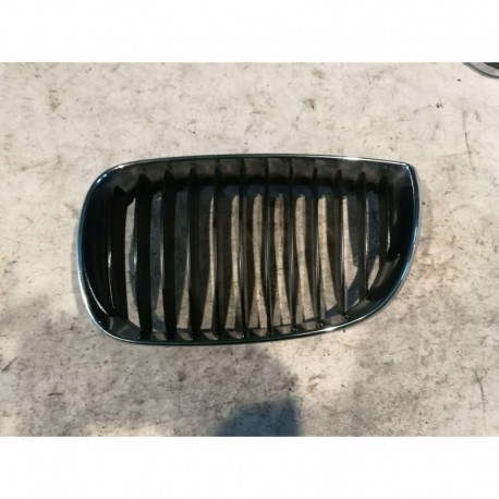 BMW 1 E81 E82 E87 E88 07-13 GRILL NERKA LEWA