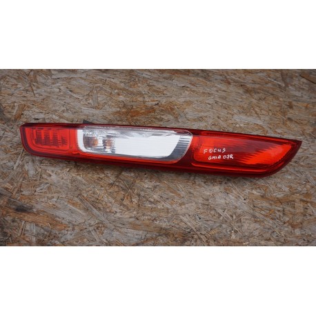 LAMPA PRAWA TYLNA TYŁ FORD FOCUS GHIA