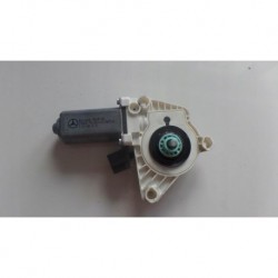 MERCEDES B KLASA SILNICZEK SZYBY PRAWY PRZÓD A1698