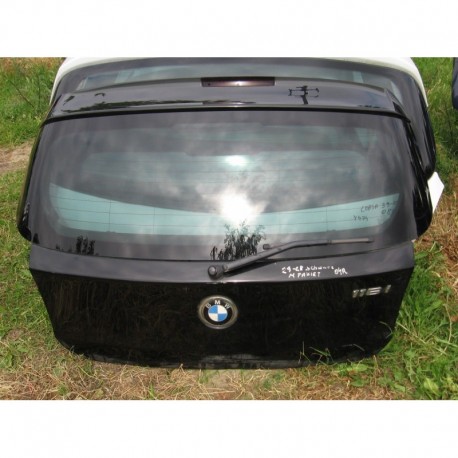 KLAPA TYLNA SZYBA SCHWARZ BMW e87 M-PAKIET 04r