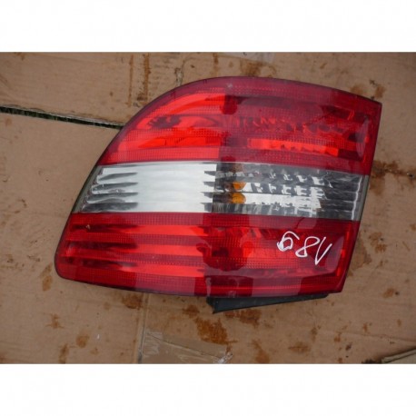 LAMPA TYŁ TYLNA PRAWA MERCEDES B KL W245