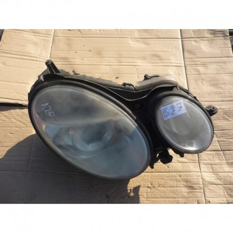 LAMPA PRZÓD PRAWA MERCEDES W211 XENON EU