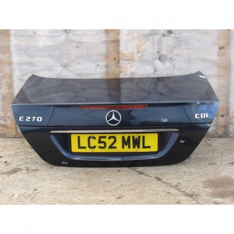 KLAPA TYŁ MERCEDES E KLASA W211 359