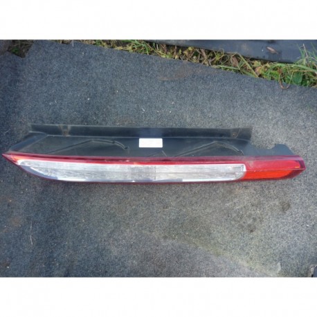 LAMPA TYLNA TYŁ PRAWA FOCUS MK2 LIFT